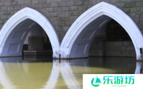 网络用语桥洞底下盖小被是什么梗