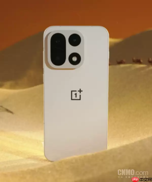 一加新机疑似搭载超200Hz高刷屏 后置2亿像素镜头
