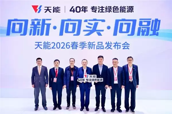 天津展首发：首驱科技 Y3 MK2 搭载“炽晶电池”，重新定义两轮车续航体验